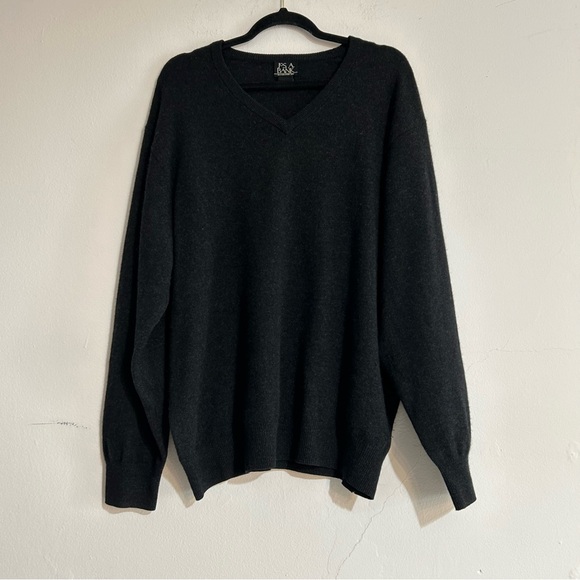 Jos A Bank 100% Cashmere V-Neck Pullover Sweater Black Size XL - Picture 1 of 7
